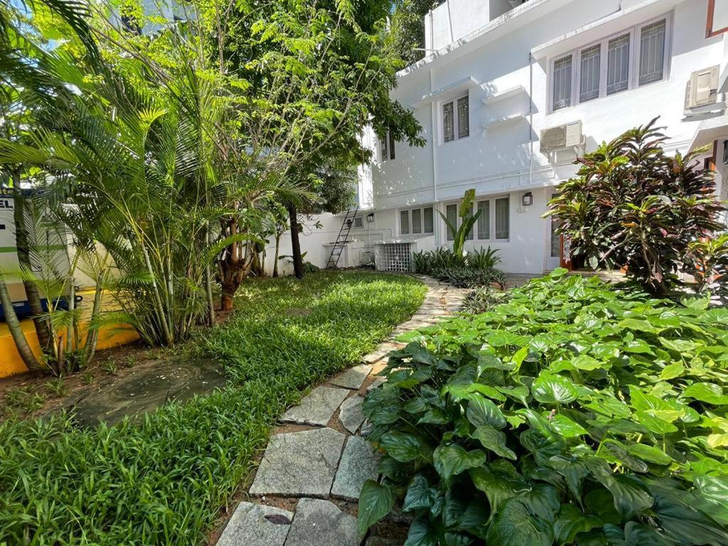 Hanu Reddy Residences - Nawab Habibullah Avenue Chennai Esterno foto