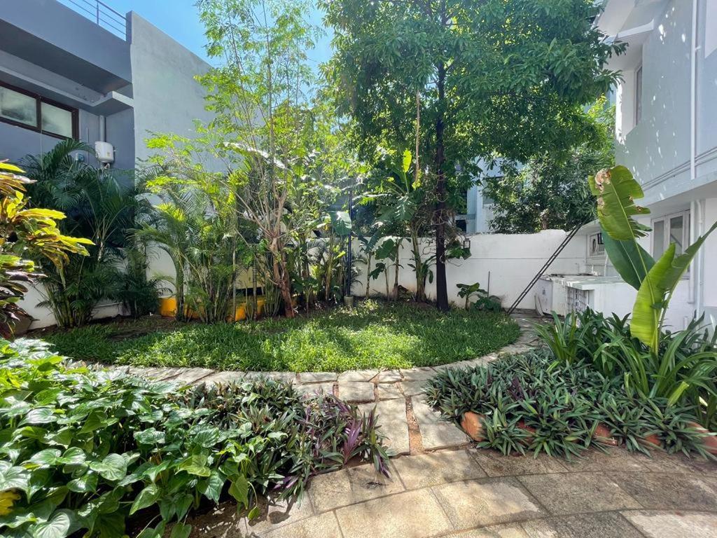 Hanu Reddy Residences - Nawab Habibullah Avenue Chennai Esterno foto