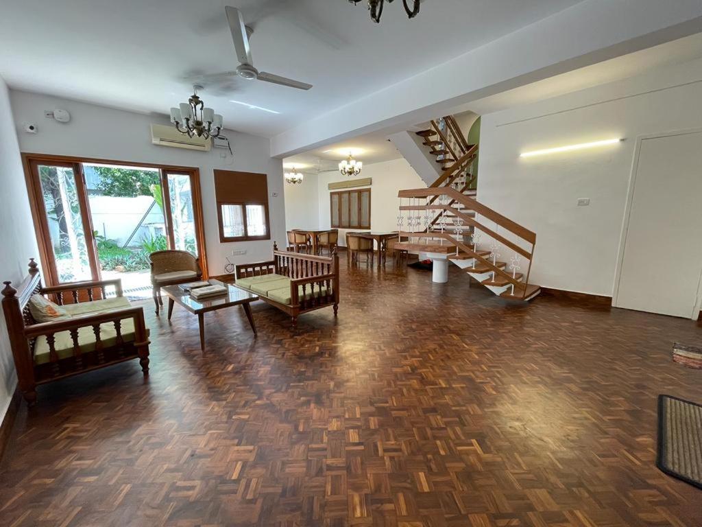 Hanu Reddy Residences - Nawab Habibullah Avenue Chennai Esterno foto