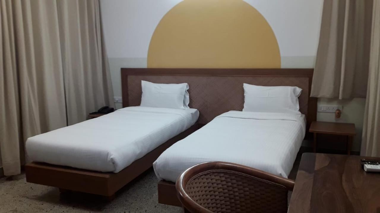 Hanu Reddy Residences - Nawab Habibullah Avenue Chennai Esterno foto