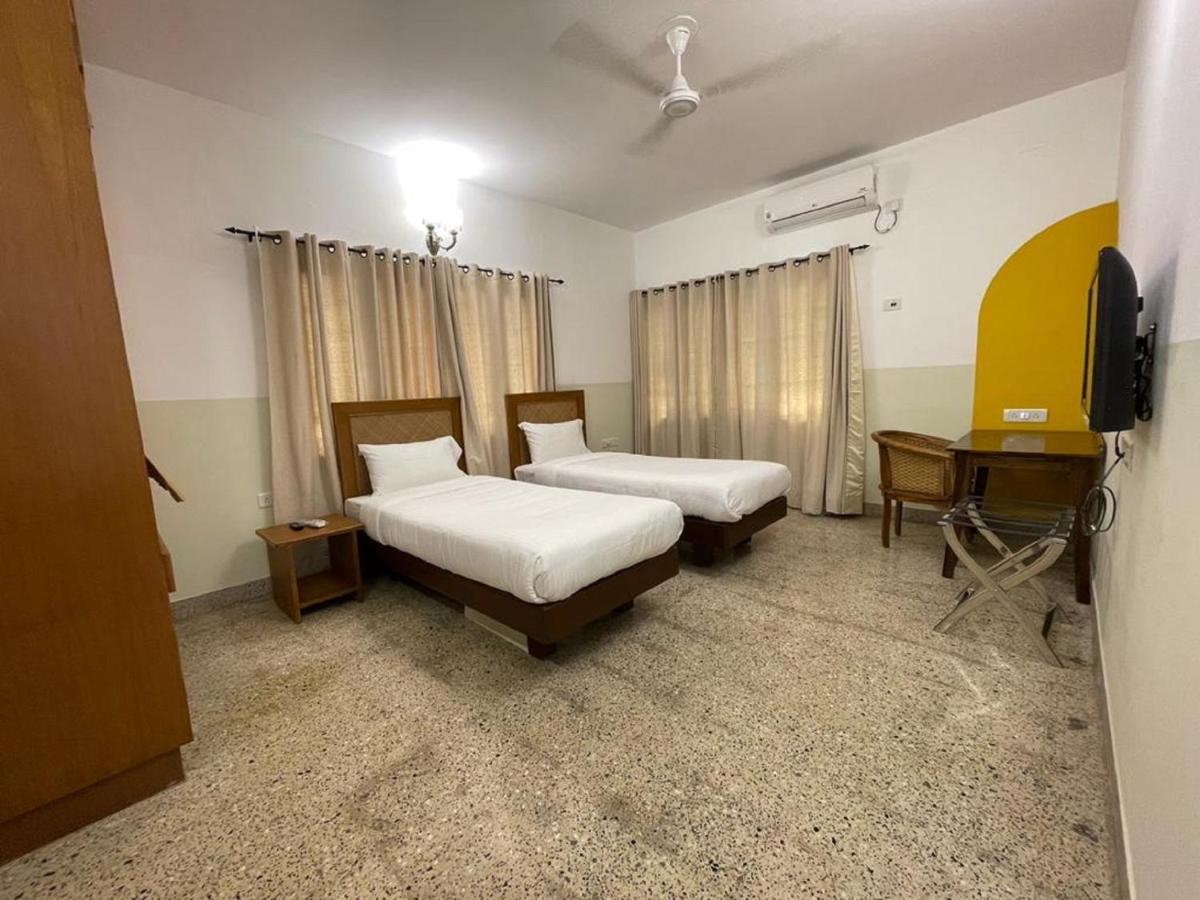Hanu Reddy Residences - Nawab Habibullah Avenue Chennai Esterno foto