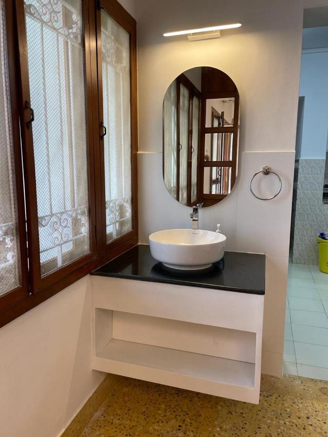 Hanu Reddy Residences - Nawab Habibullah Avenue Chennai Esterno foto